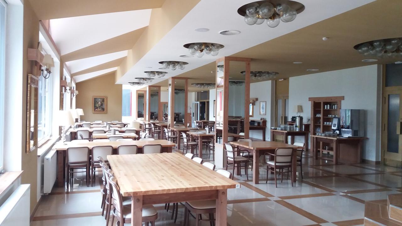 Hotel Bouczech 리프노나드비타보브 외부 사진